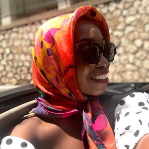 Meet your Posher, Dana